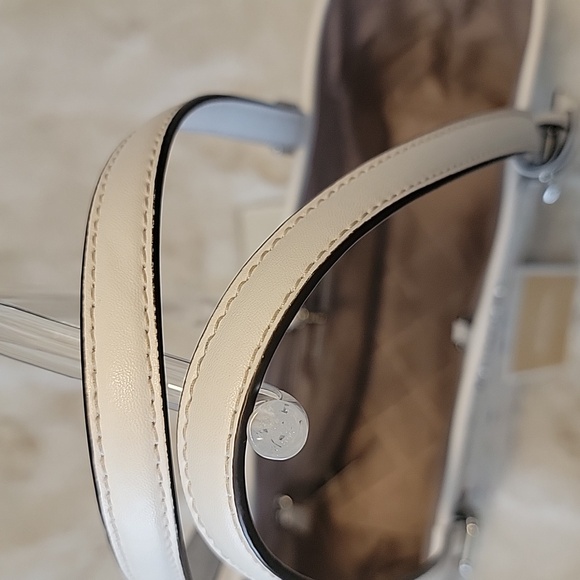 Michael Kors Jet Set Tote With Airplane Design - Picture 3 of 11